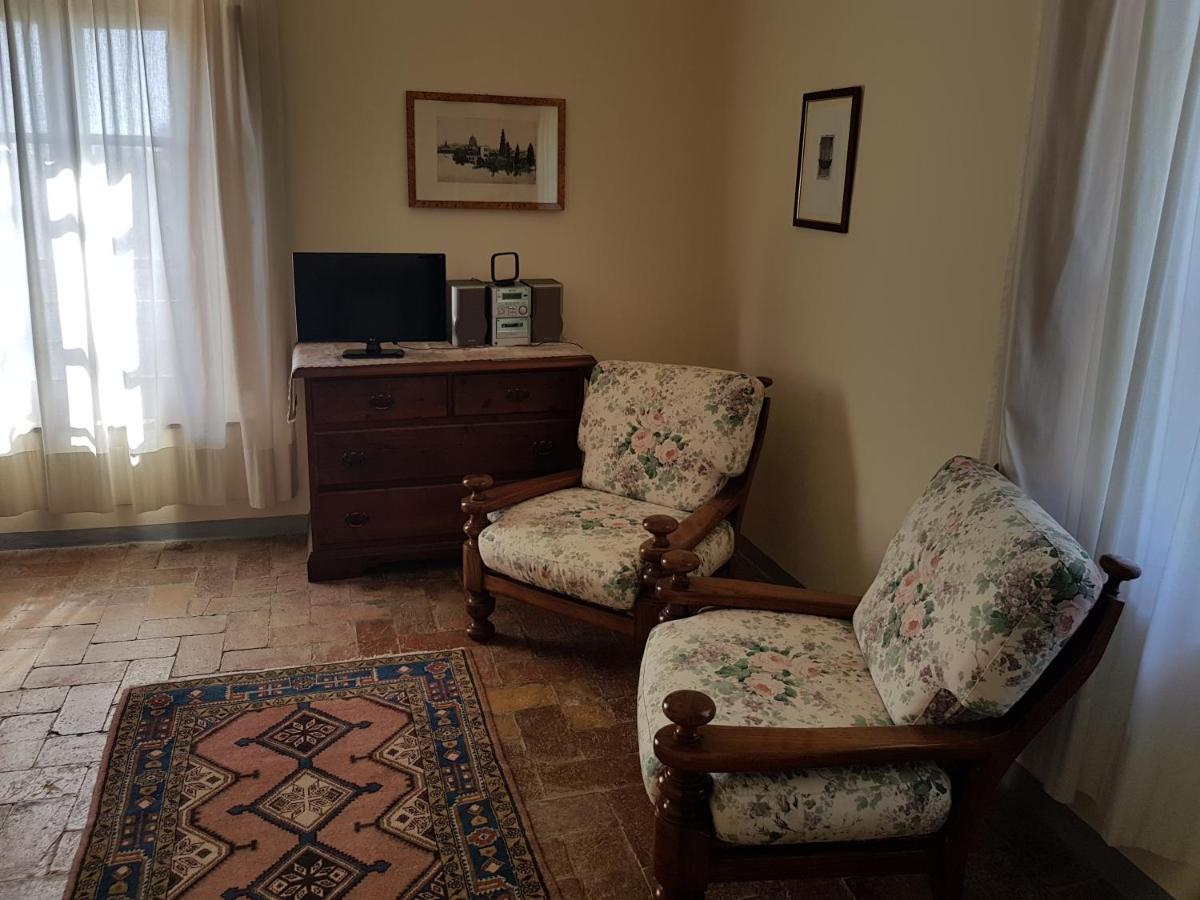Giuncarico Agriturismo Casa Montecucco מראה חיצוני תמונה